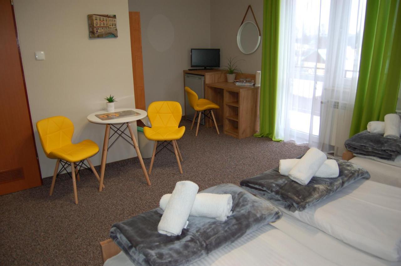 Lesne Zacisze Hotel Weremien Exterior photo